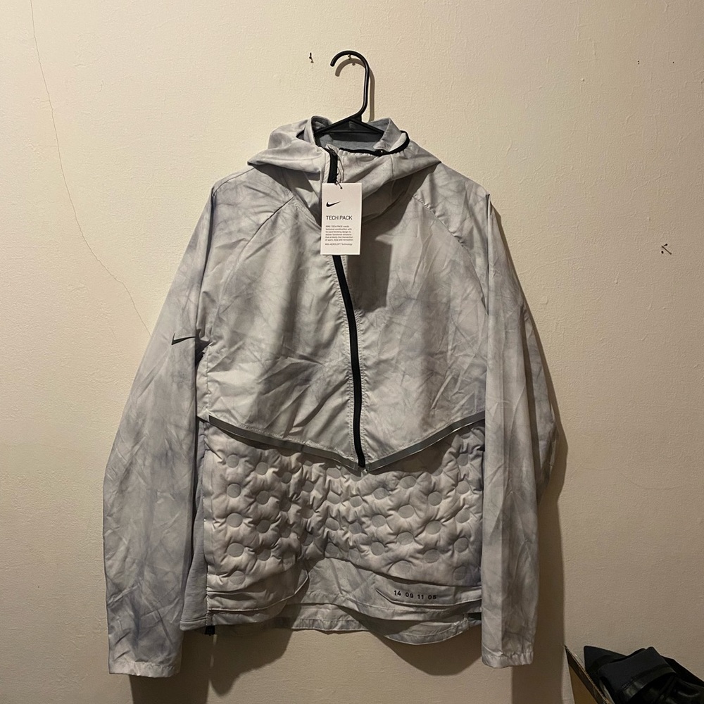 Nike Men’s Sportswear Tech pack Woven Jacket (2 Layers)